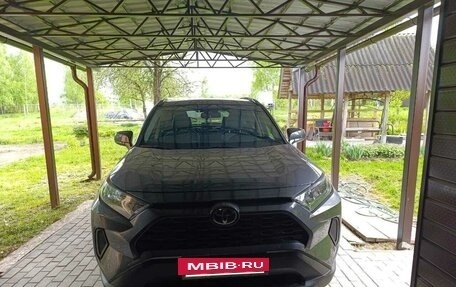 Toyota RAV4, 2019 год, 3 200 000 рублей, 20 фотография