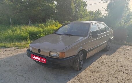 Volkswagen Passat B3, 1988 год, 135 000 рублей, 2 фотография