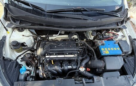 Hyundai Solaris II рестайлинг, 2014 год, 750 000 рублей, 12 фотография