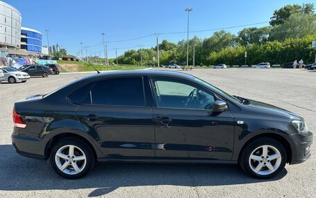 Volkswagen Polo VI (EU Market), 2015 год, 1 050 000 рублей, 3 фотография