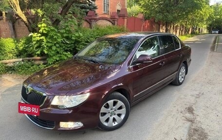 Skoda Superb III рестайлинг, 2012 год, 880 000 рублей, 7 фотография