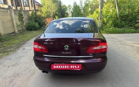 Skoda Superb III рестайлинг, 2012 год, 880 000 рублей, 4 фотография