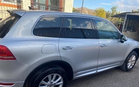 Volkswagen Touareg III, 2012 год, 2 200 000 рублей, 4 фотография