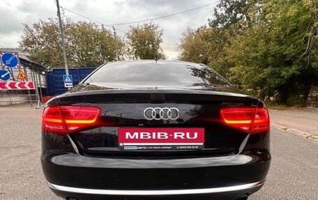 Audi A8, 2013 год, 1 900 000 рублей, 10 фотография
