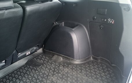 Mitsubishi Outlander III рестайлинг 3, 2011 год, 1 600 000 рублей, 17 фотография