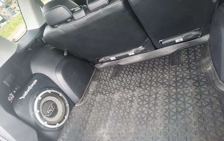Mitsubishi Outlander III рестайлинг 3, 2011 год, 1 600 000 рублей, 31 фотография