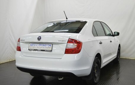 Skoda Rapid I, 2015 год, 985 000 рублей, 5 фотография