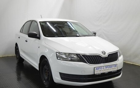 Skoda Rapid I, 2015 год, 985 000 рублей, 3 фотография