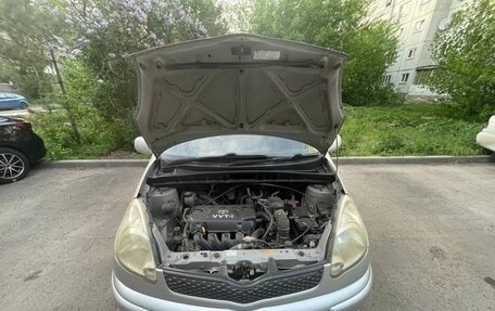 Toyota FunCargo, 2002 год, 630 000 рублей, 17 фотография