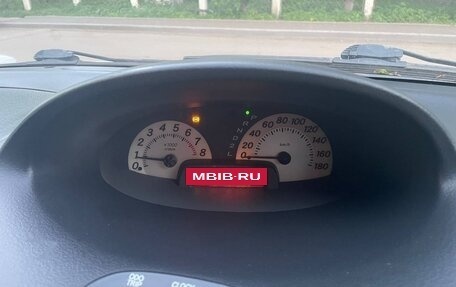 Toyota FunCargo, 2002 год, 630 000 рублей, 18 фотография