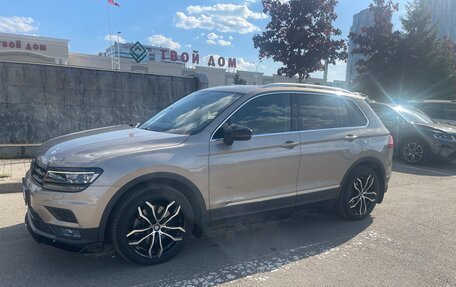 Volkswagen Tiguan II, 2017 год, 2 305 000 рублей, 4 фотография
