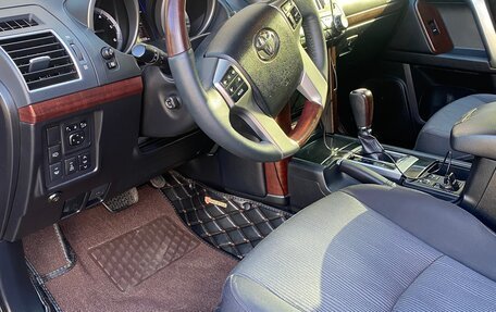 Toyota Land Cruiser Prado 150 рестайлинг 2, 2015 год, 3 600 000 рублей, 7 фотография