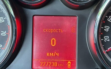 Opel Astra J, 2011 год, 600 000 рублей, 6 фотография