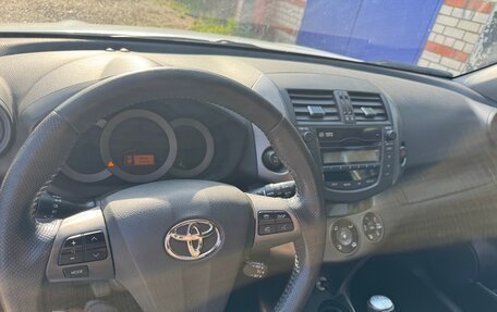 Toyota RAV4, 2012 год, 1 650 000 рублей, 7 фотография