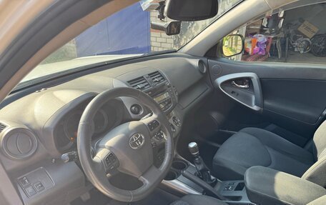 Toyota RAV4, 2012 год, 1 650 000 рублей, 6 фотография