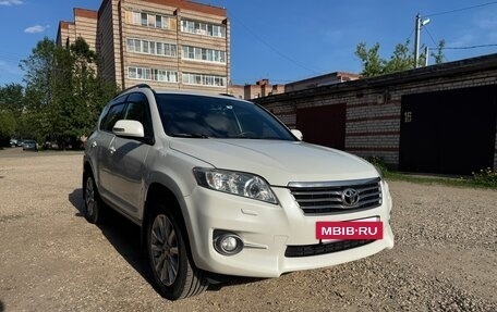 Toyota RAV4, 2012 год, 1 650 000 рублей, 2 фотография