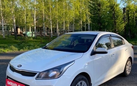 KIA Rio IV, 2018 год, 1 200 000 рублей, 2 фотография