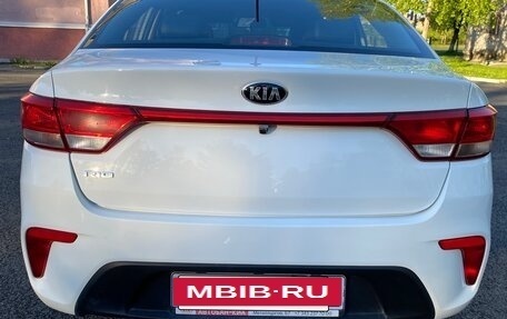 KIA Rio IV, 2018 год, 1 200 000 рублей, 5 фотография