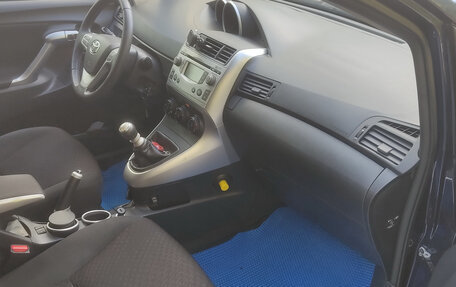 Toyota Verso I, 2011 год, 1 290 000 рублей, 7 фотография