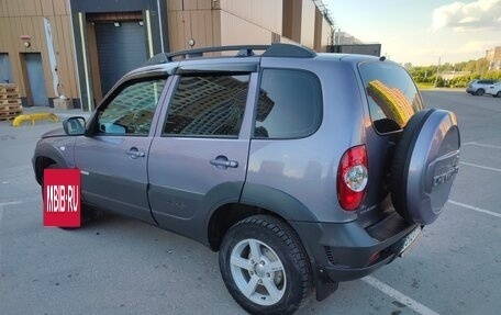 Chevrolet Niva I рестайлинг, 2016 год, 725 000 рублей, 5 фотография
