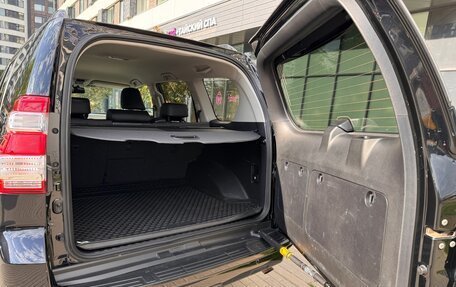Toyota Land Cruiser Prado 150 рестайлинг 2, 2016 год, 4 250 000 рублей, 8 фотография