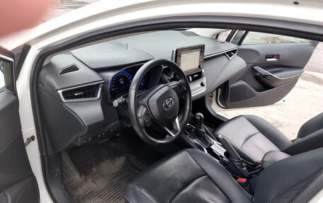 Toyota Corolla, 2019 год, 2 000 000 рублей, 8 фотография
