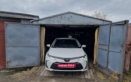 Toyota Corolla, 2019 год, 2 000 000 рублей, 2 фотография