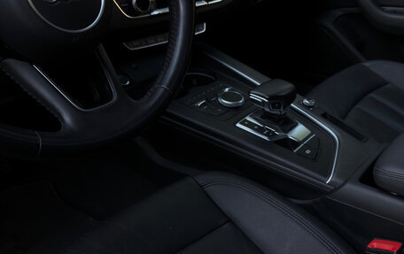 Audi A4, 2018 год, 2 850 000 рублей, 9 фотография