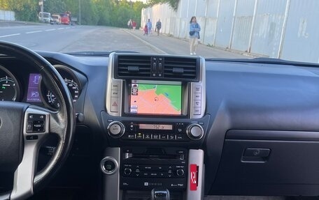 Toyota Land Cruiser Prado 150 рестайлинг 2, 2012 год, 2 800 000 рублей, 9 фотография