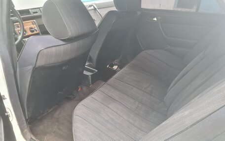 Mercedes-Benz W124, 1987 год, 270 000 рублей, 9 фотография