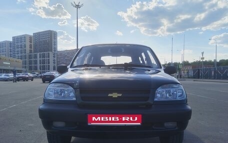 Chevrolet Niva I рестайлинг, 2003 год, 650 000 рублей, 2 фотография