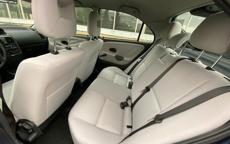 Mitsubishi Carisma I, 2001 год, 450 000 рублей, 16 фотография