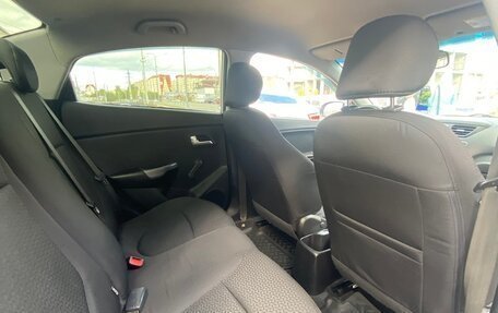KIA Rio III рестайлинг, 2015 год, 1 030 000 рублей, 14 фотография