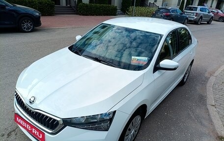 Skoda Rapid II, 2021 год, 1 330 000 рублей, 2 фотография