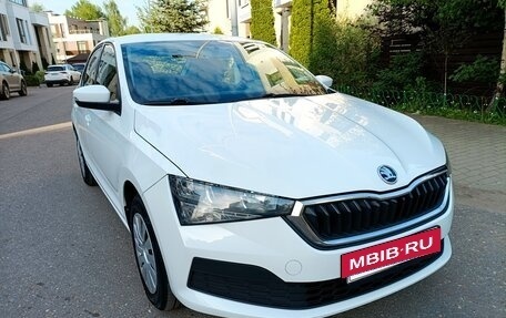 Skoda Rapid II, 2021 год, 1 330 000 рублей, 10 фотография