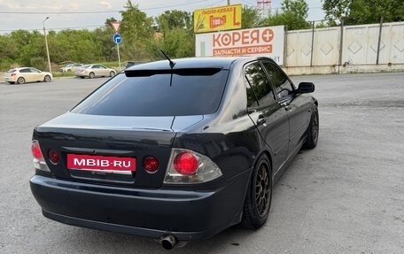 Toyota Altezza, 2000 год, 765 000 рублей, 4 фотография