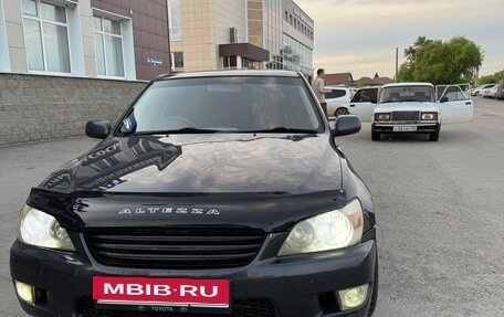 Toyota Altezza, 2000 год, 765 000 рублей, 2 фотография
