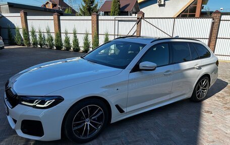 BMW 5 серия, 2020 год, 3 700 000 рублей, 2 фотография