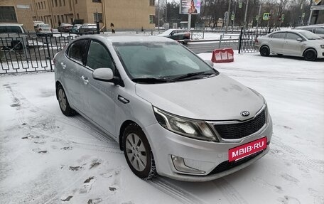 KIA Rio III рестайлинг, 2014 год, 695 000 рублей, 2 фотография