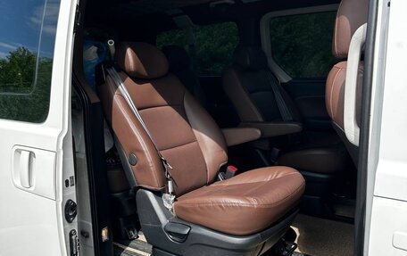 Hyundai Grand Starex Grand Starex I рестайлинг 2, 2019 год, 3 680 000 рублей, 27 фотография
