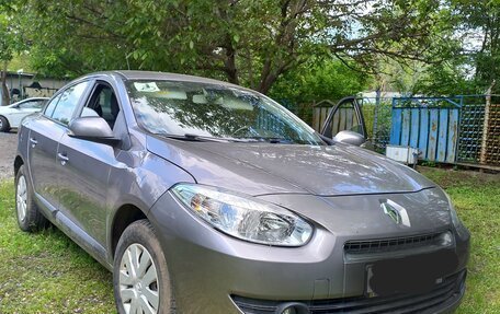 Renault Fluence I, 2012 год, 950 000 рублей, 2 фотография