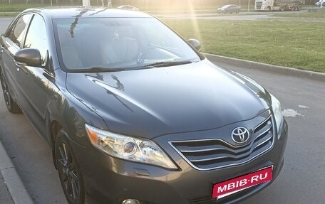 Toyota Camry, 2010 год, 1 260 000 рублей, 2 фотография