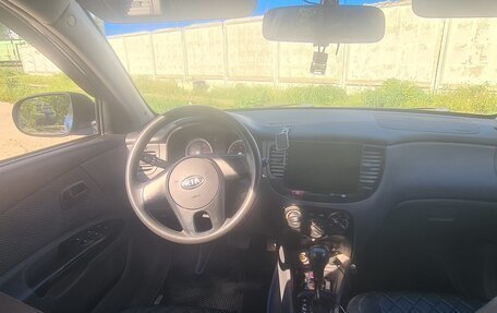 KIA Rio II, 2010 год, 850 000 рублей, 5 фотография
