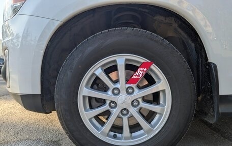 Mitsubishi ASX I рестайлинг, 2014 год, 1 300 000 рублей, 30 фотография