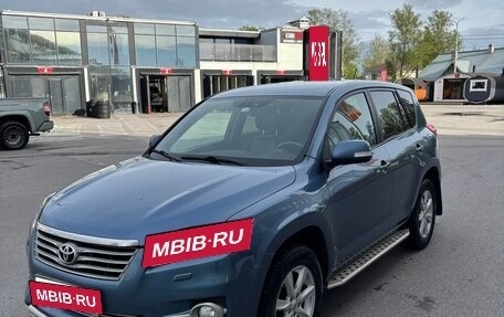 Toyota RAV4, 2011 год, 1 390 000 рублей, 2 фотография