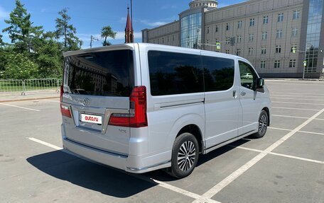 Toyota HiAce H300, 2021 год, 7 500 000 рублей, 2 фотография