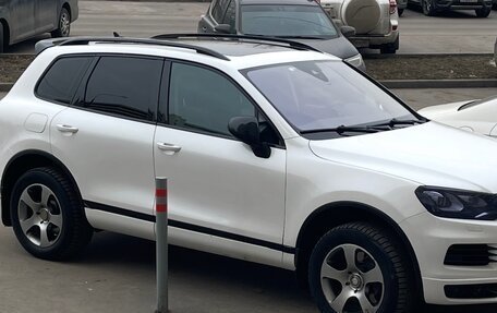 Volkswagen Touareg III, 2011 год, 2 150 000 рублей, 2 фотография