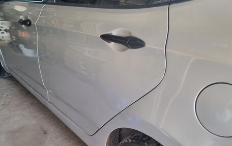Hyundai Solaris II рестайлинг, 2012 год, 750 000 рублей, 6 фотография