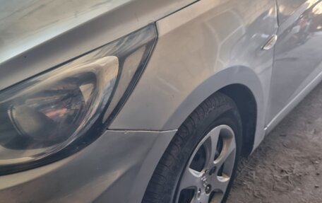 Hyundai Solaris II рестайлинг, 2012 год, 750 000 рублей, 4 фотография