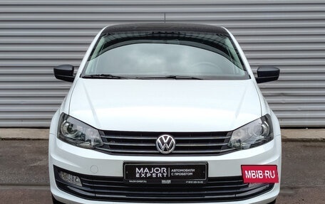Volkswagen Polo VI (EU Market), 2016 год, 1 075 000 рублей, 2 фотография